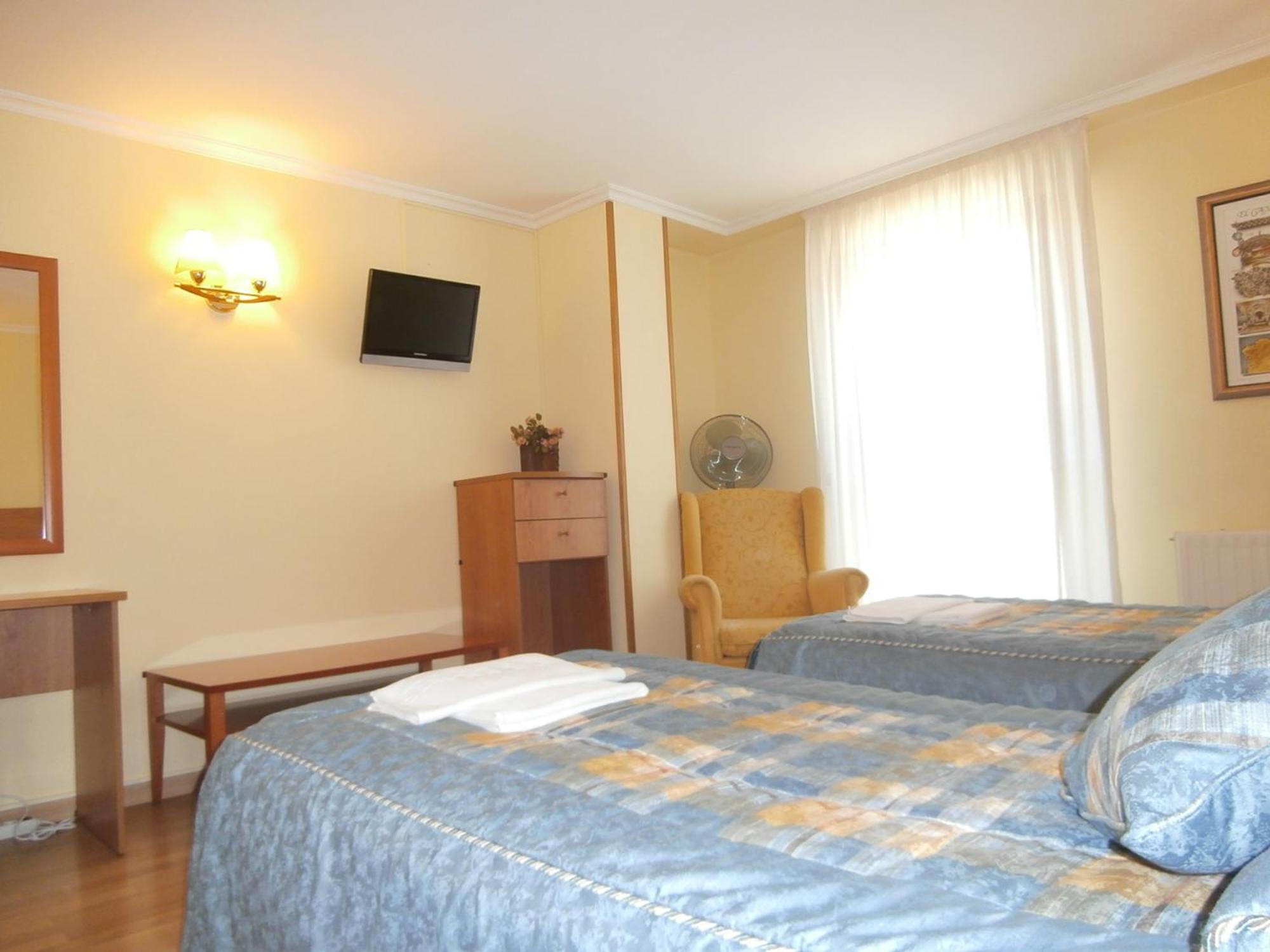 Hostal El Volante Estella Luaran gambar