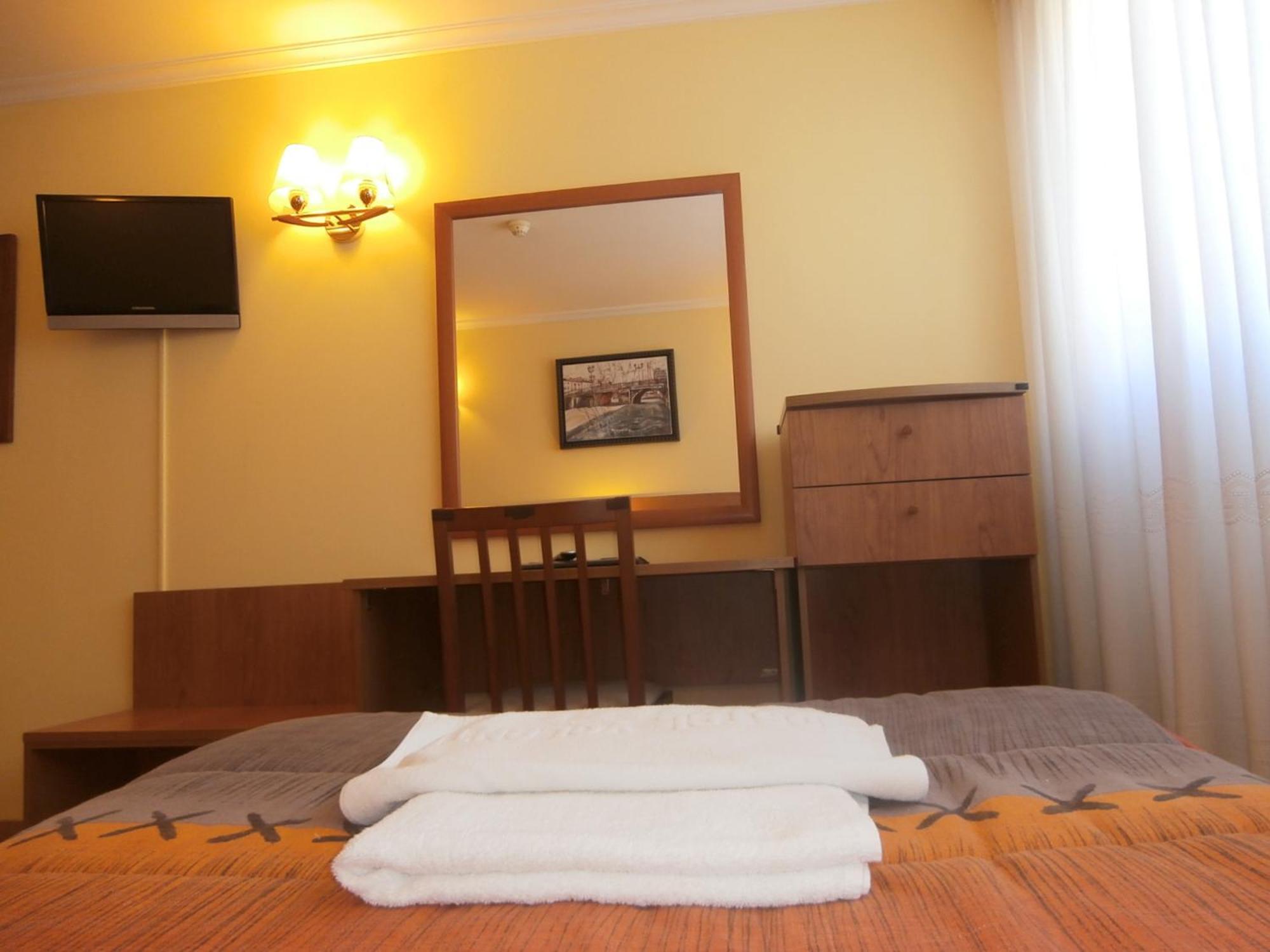 Hostal El Volante Estella Luaran gambar