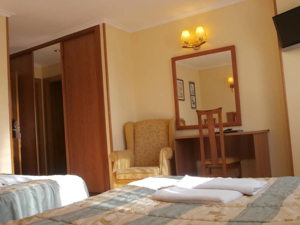 Hostal El Volante Estella Luaran gambar