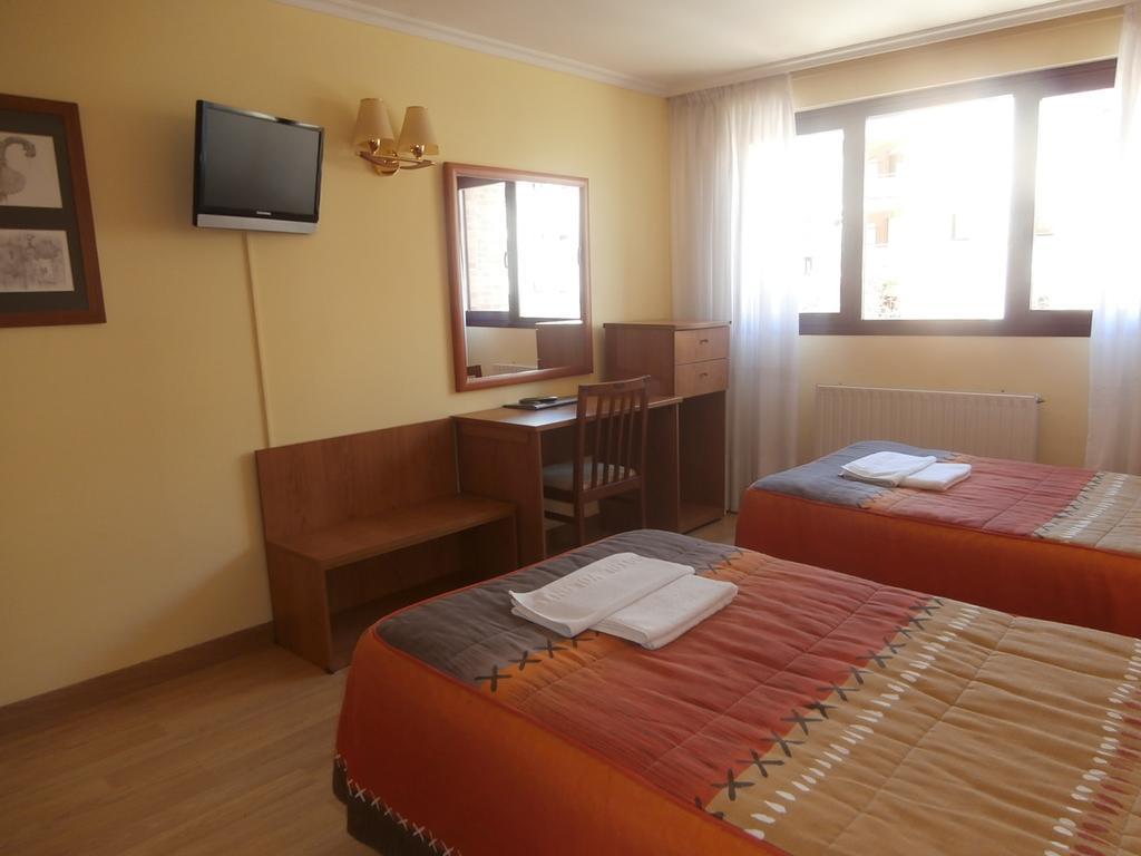 Hostal El Volante Estella Luaran gambar