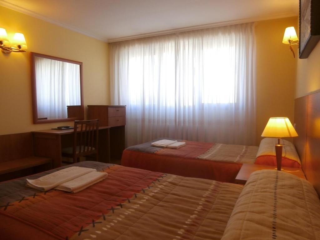 Hostal El Volante Estella Luaran gambar