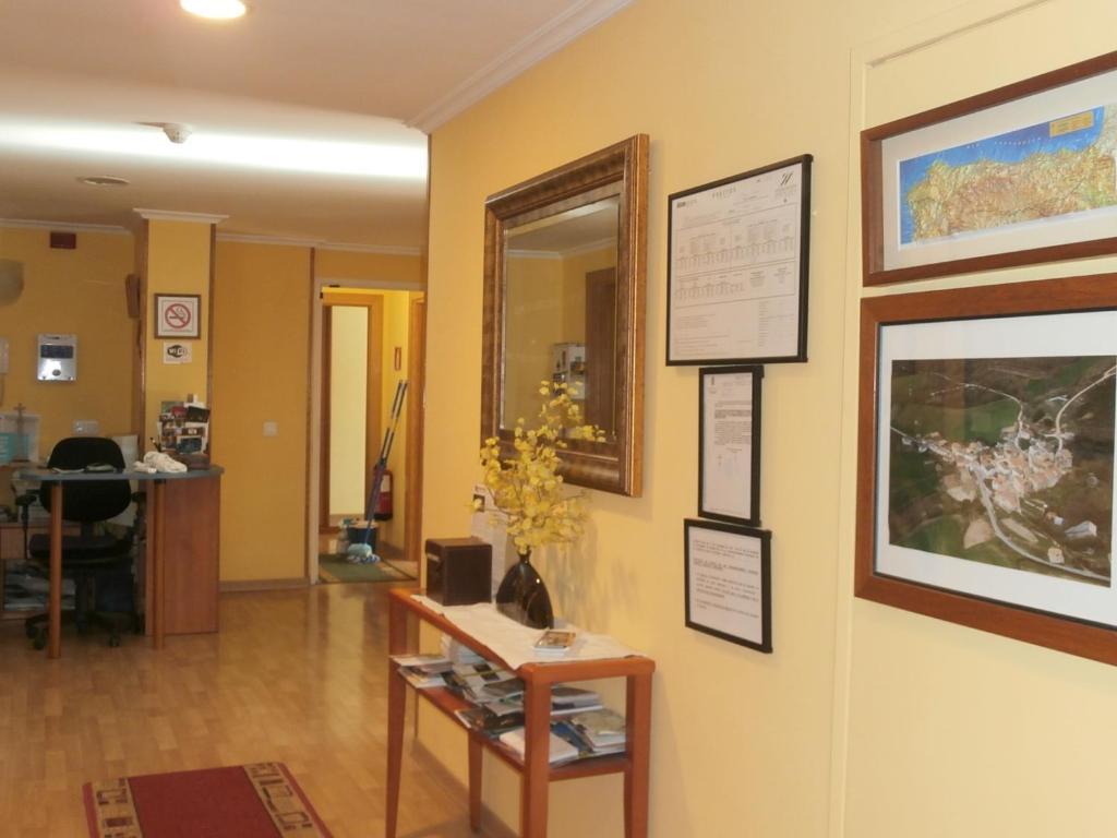 Hostal El Volante Estella Luaran gambar