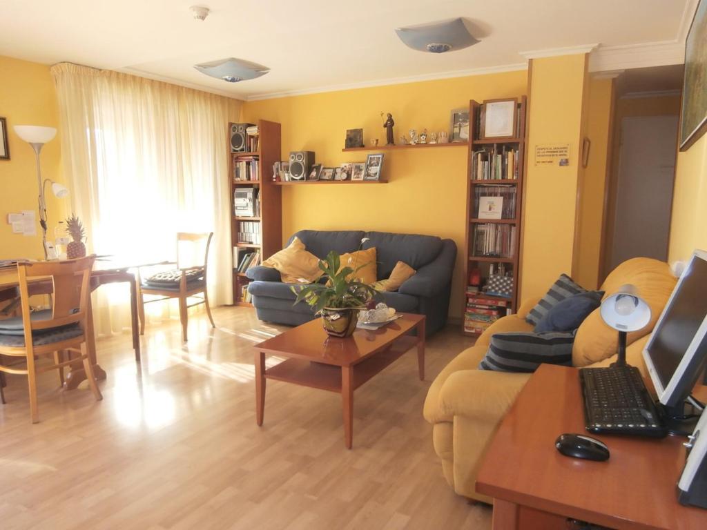 Hostal El Volante Estella Luaran gambar